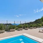 The Italian Lady - Unit 1 * Alassio
